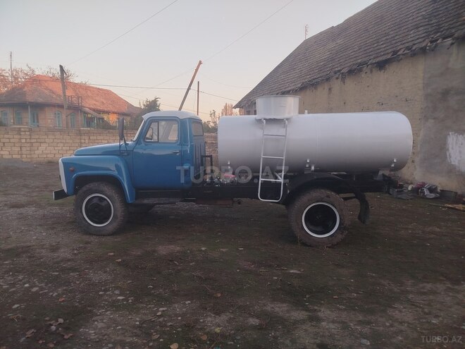 GAZ 53-2