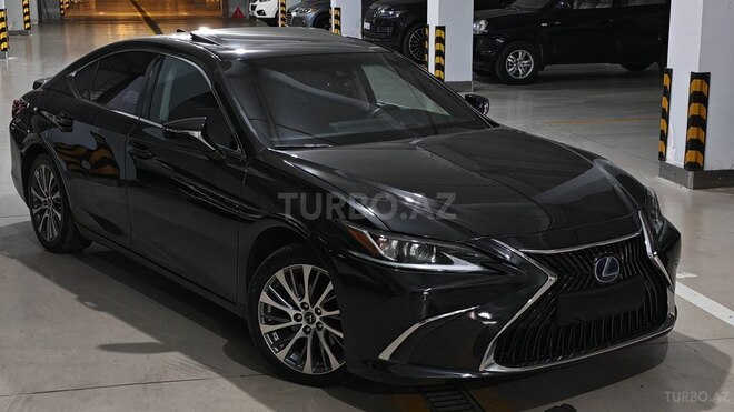 Lexus ES 300h-1