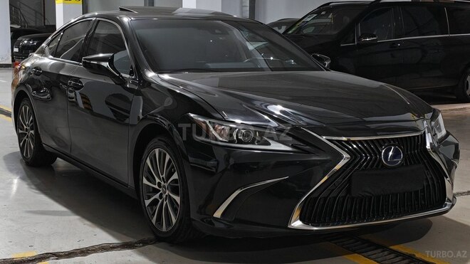 Lexus ES 300h-4