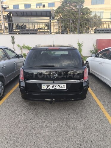 Opel Astra-10