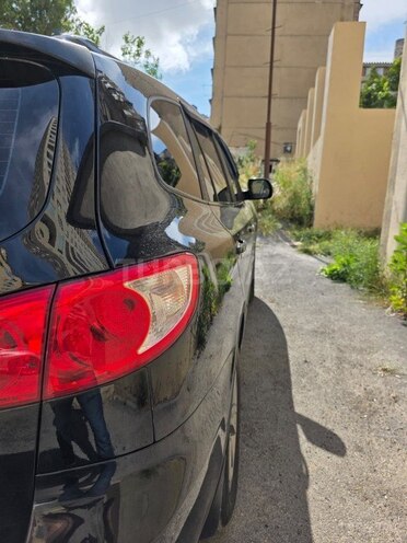 Hyundai Santa Fe-5