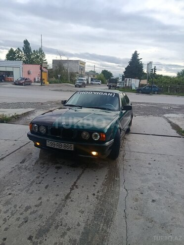 BMW 518-1