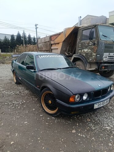 BMW 518-9