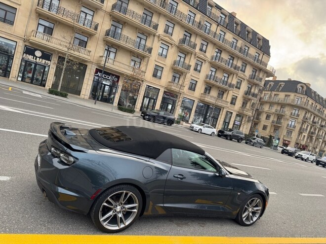 Chevrolet Camaro-12