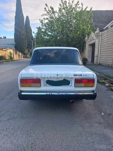 LADA (VAZ) 2107-2