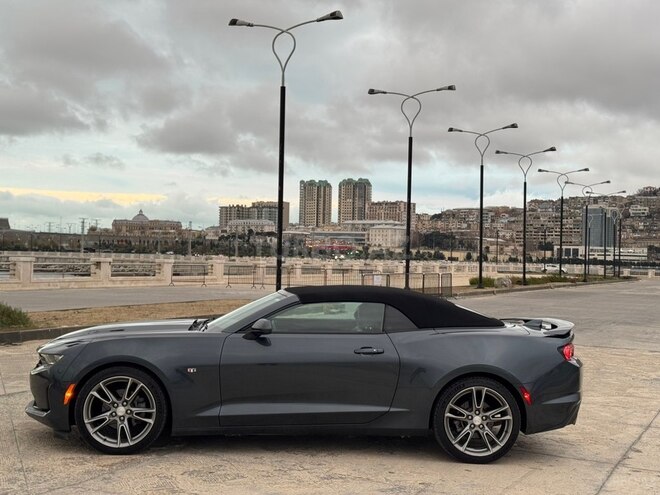 Chevrolet Camaro-18
