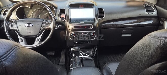 Kia Sorento-3