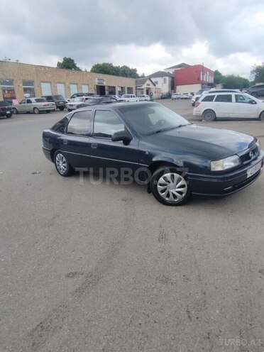 Opel Vectra-2