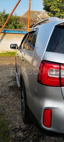 Kia Sorento-4