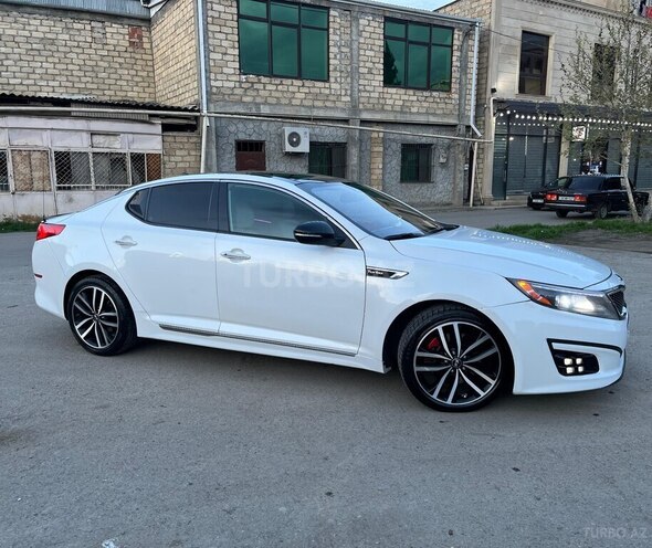 Kia Optima-3
