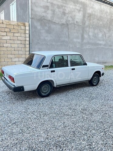 LADA (VAZ) 2107-4