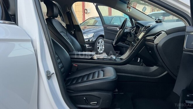 Ford Fusion (North America)-5