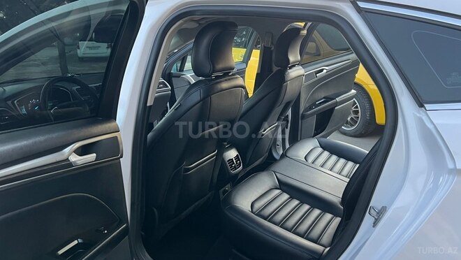Ford Fusion (North America)-10