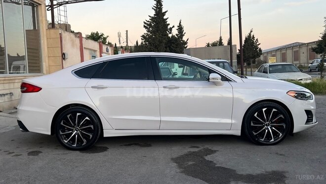 Ford Fusion (North America)-21