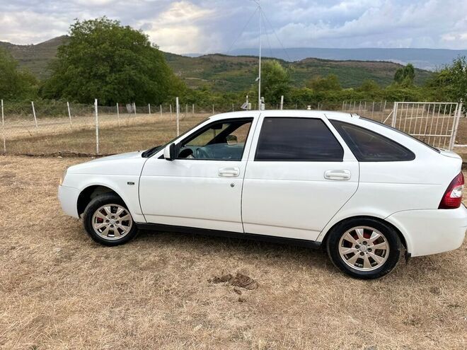 LADA (VAZ) Priora-5