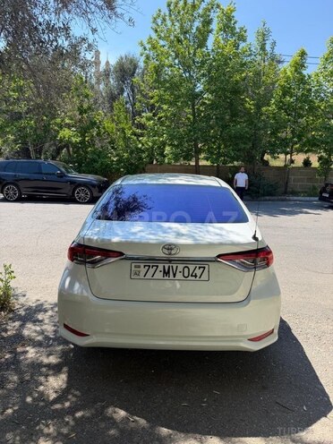 Toyota Corolla-9