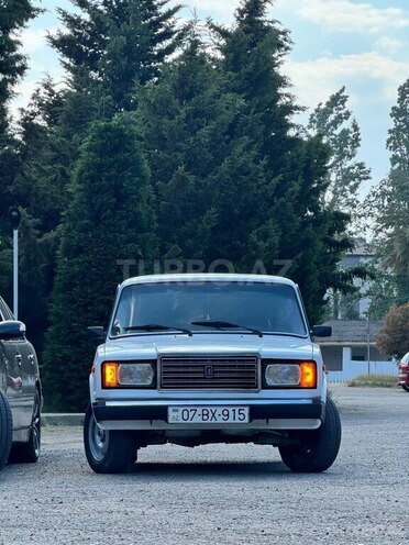 LADA (VAZ) 2107-1