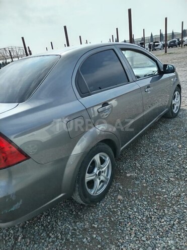 Chevrolet Aveo-3