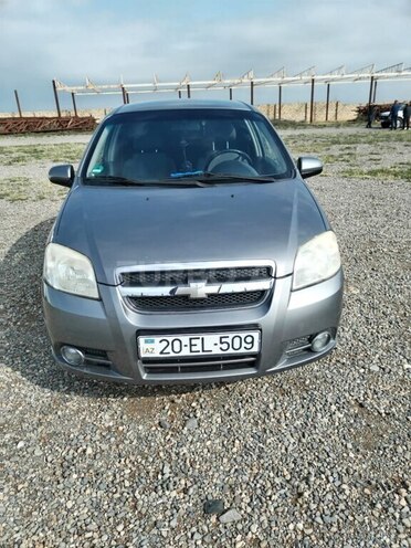 Chevrolet Aveo-1