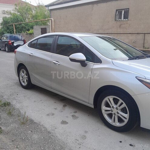 Chevrolet Cruze-5