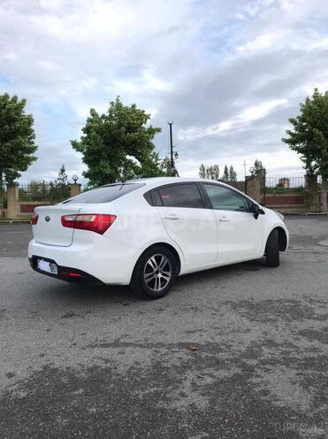 Kia Rio-15