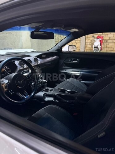 Ford Mustang-7