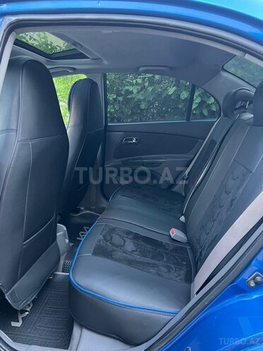 Kia Rio-17