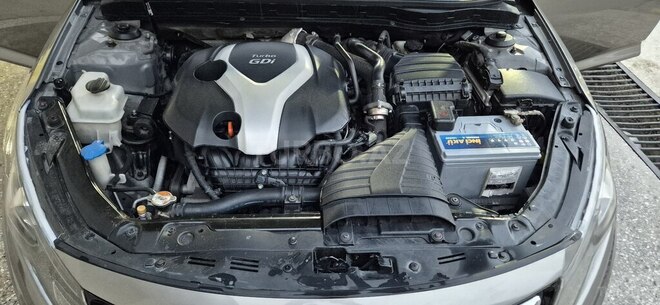 Kia Optima-12