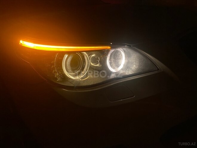 BMW 525-12
