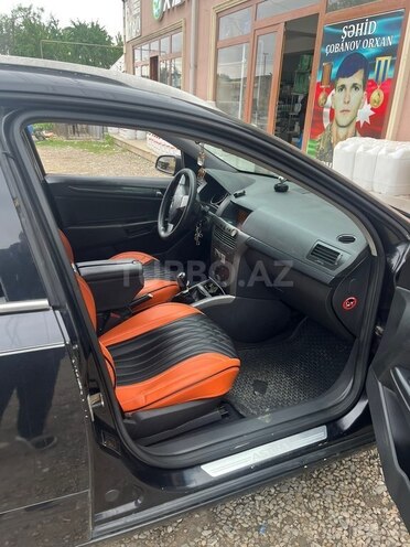 Opel Astra-10