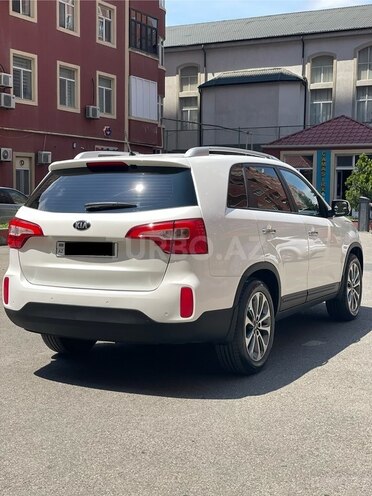Kia Sorento-7