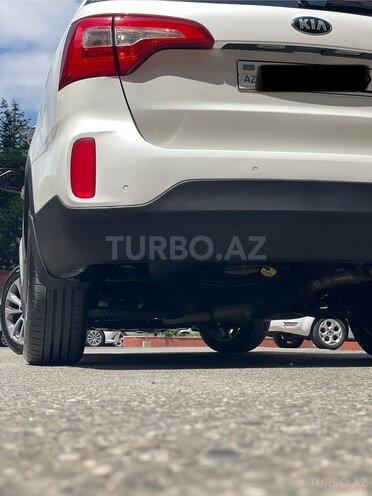 Kia Sorento-11