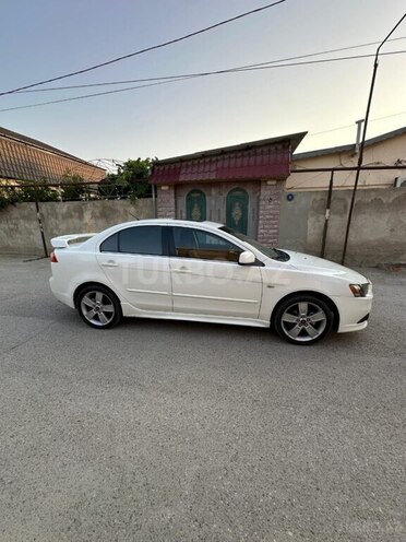 Mitsubishi Lancer 2008, 300,000 km - 2.0 l - Sumqayıt