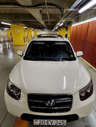 Hyundai Santa Fe-1