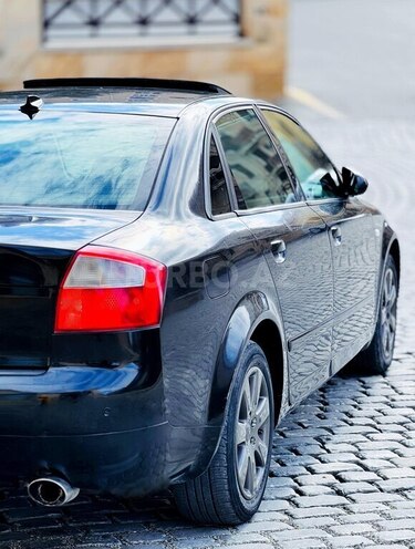 Audi A4-7