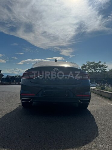 Hyundai Grandeur-2