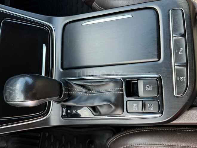 Hyundai Grandeur-7