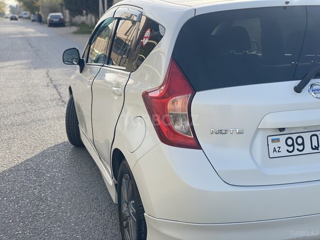 Nissan Note-7