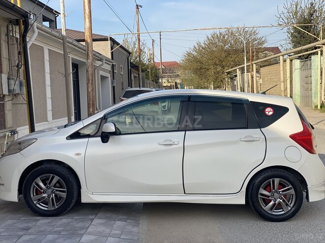 Nissan Note-3
