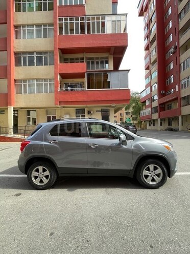 Chevrolet Trax-8