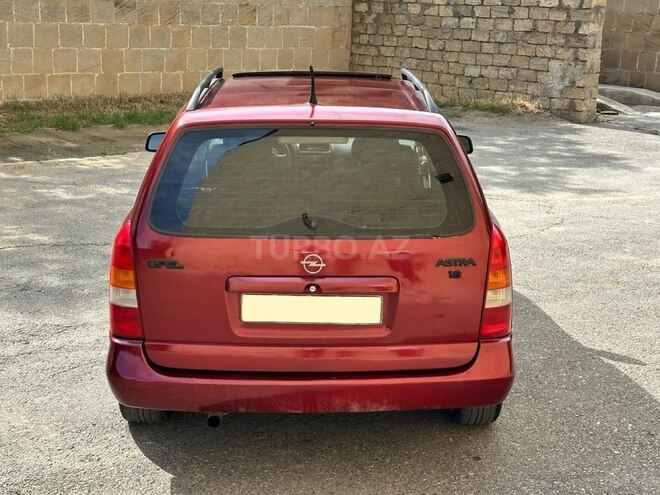 Opel Astra-9