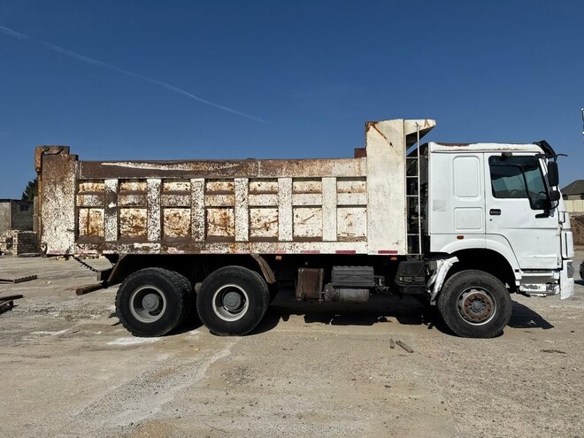 HOWO 371-3