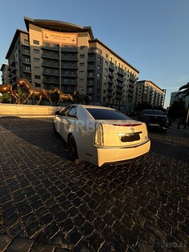 Cadillac CTS-10