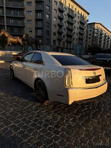 Cadillac CTS-12