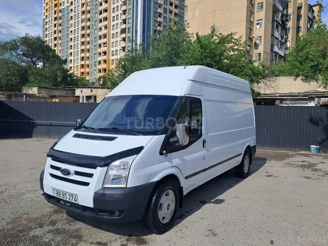 Ford Transit-2