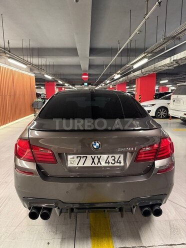 BMW 528-2