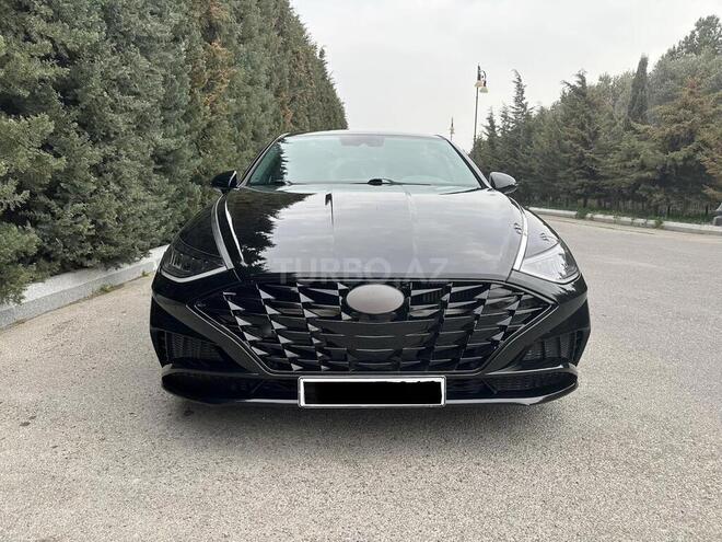 Hyundai Sonata-1
