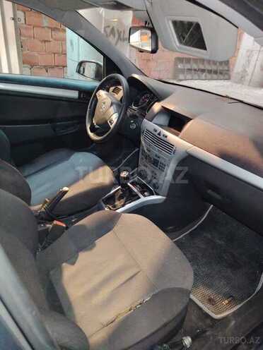 Opel Astra-8