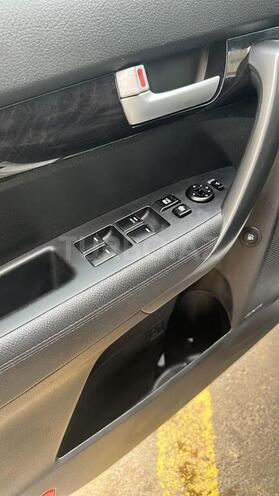 Kia Sorento-4
