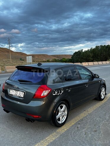 Kia Ceed-4